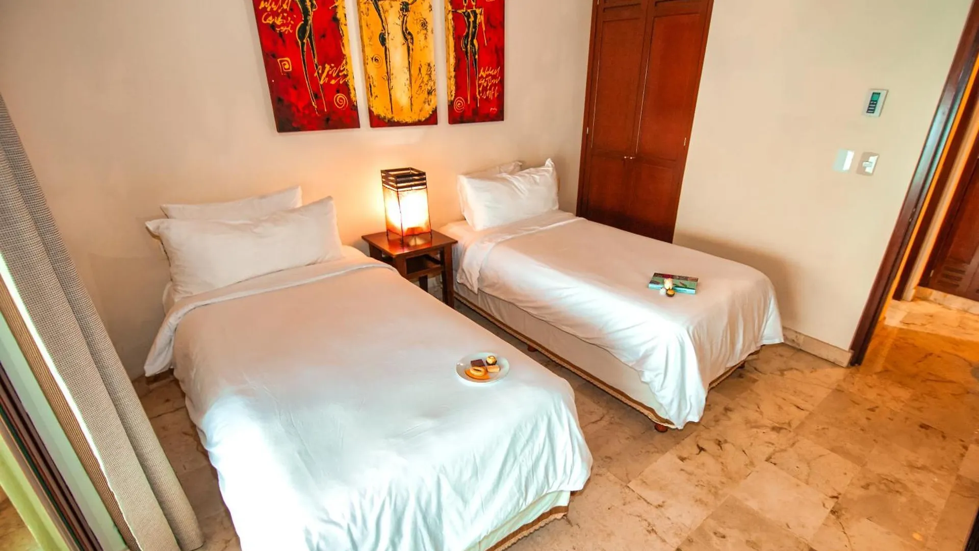 ****  Maya Villa Condo Hotel And Beachclub Playa del Carmen Mexique